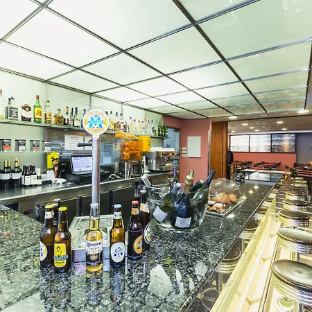 Hotel Ronda Lesseps 4*