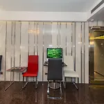 Ronda Lesseps Hotel
