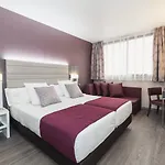 Ronda Lesseps Hotel