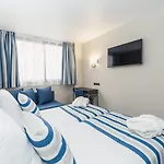 Hotel Ronda Lesseps 4*