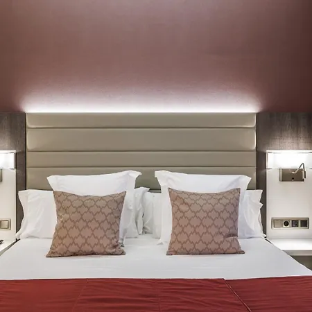 Ronda Lesseps Szálloda 4*
