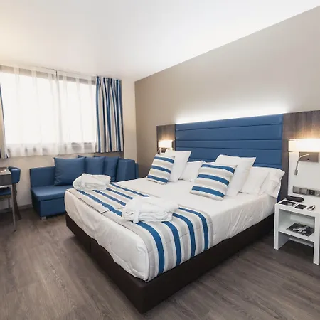Ronda Lesseps Hotel 4*