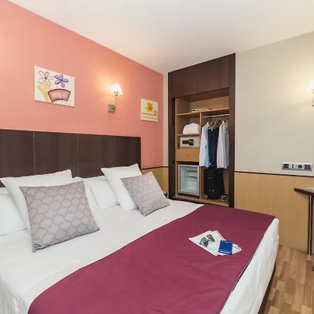 Hotel Ronda Lesseps 4*