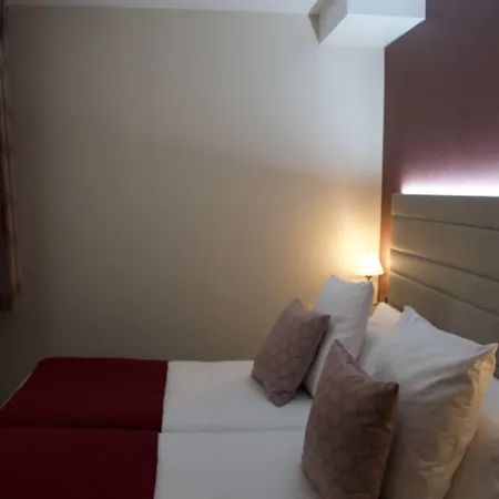 Ronda Lesseps 4* Barcelona