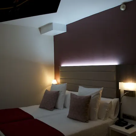 Hotel Ronda Lesseps 4*