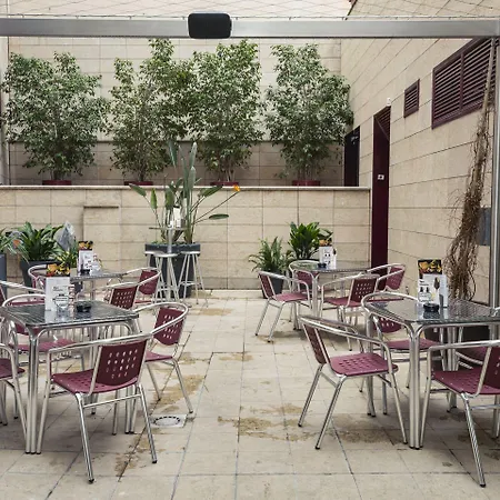 Ronda Lesseps Hotel 4*
